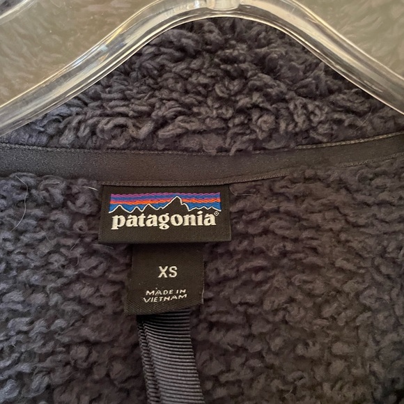 Super Cozy Navy Fleece Patagonia Jacket - XS - Picture 3 of 3